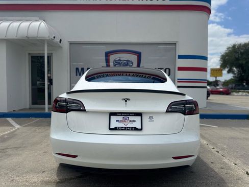 Used 2023 Tesla Model 3 Standard Range image 37