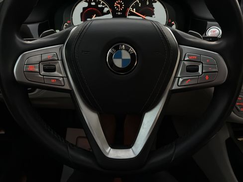 Used 2016 BMW 740i image 13