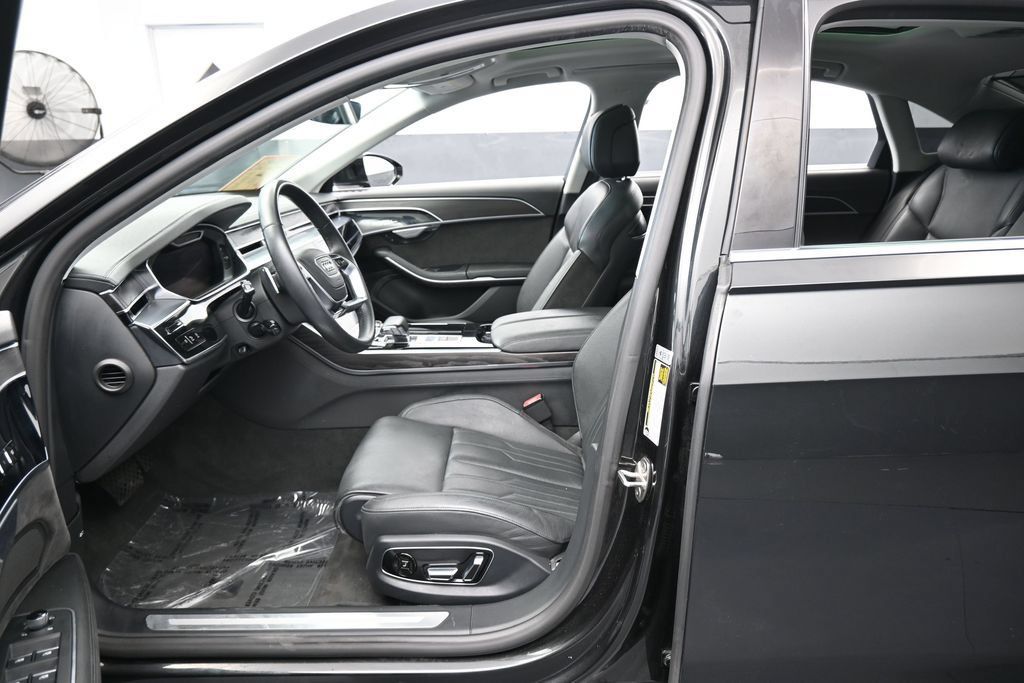 Used 2019 Audi A8 L 3.0T w/ Executive Package AWD/4WD image 11