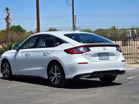 Used 2024 Honda Civic LX image 6