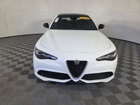 Used 2024 Alfa Romeo Giulia Ti w/ Active Assist Plus Package image 3