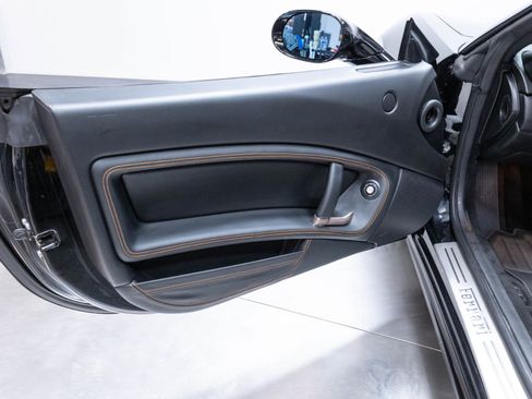 Used 2013 Ferrari 458 Spider RWD image 6