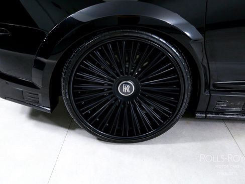 Used 2024 Rolls-Royce Cullinan image 40