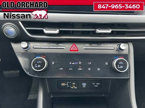 Used 2025 Hyundai Sonata SEL AWD/4WD image 17