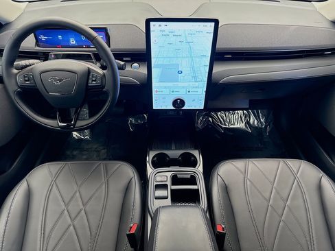 Used 2025 Ford Mustang Mach-E Select w/ Comfort Package Lite image 14