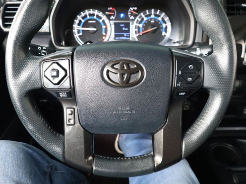 Used 2019 Toyota 4Runner TRD Off-Road Premium AWD/4WD image 52