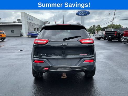 Used 2016 Jeep Cherokee Trailhawk AWD/4WD image 6