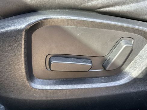 Certified 2025 MAZDA CX-5 AWD 2.5 S w/ Select Package image 12