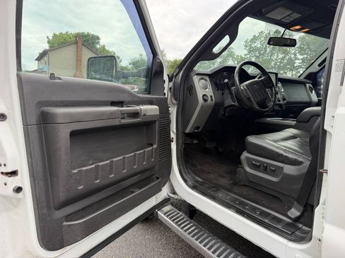Used 2014 Ford F350 Lariat w/ Lariat Ultimate Package AWD/4WD image 21