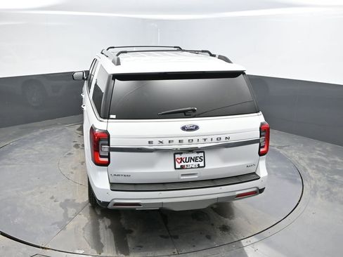 Used 2024 Ford Expedition Max Limited AWD/4WD image 32