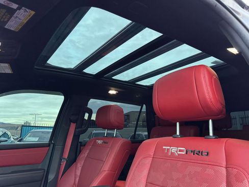 Used 2024 Toyota Sequoia 4WD image 21