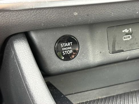 Certified 2026 Nissan Rogue SV AWD/4WD image 20