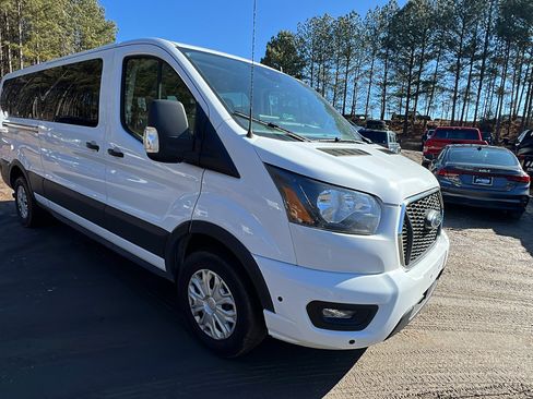 Used 2024 Ford Transit 350 XLT image 5