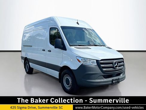 Used 2025 Mercedes-Benz Sprinter 2500 image 1