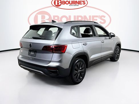 Used 2022 Volkswagen Taos S FWD image 9