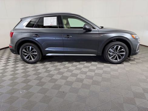 Used 2022 Audi Q5 2.0T Premium Plus w/ Premium Plus Package AWD/4WD image 8