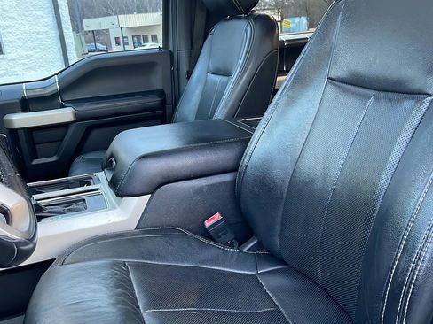 Used 2019 Ford F150 Lariat image 27