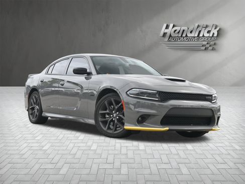 Used 2023 Dodge Charger R/T w/ Plus Group RWD image 2
