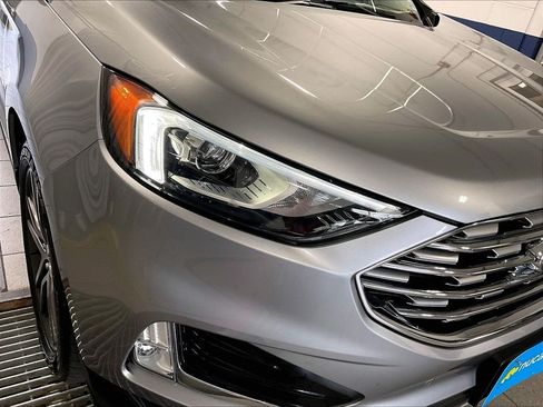 Used 2021 Ford Edge Titanium w/ Class II Trailer Tow Package AWD/4WD image 33