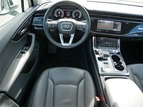 Used 2025 Audi Q7 3.0T Premium Plus AWD/4WD image 10