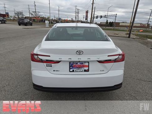Used 2025 Toyota Camry LE image 25