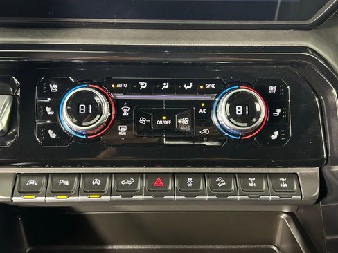 Used 2025 GMC Sierra 1500 AT4X image 23