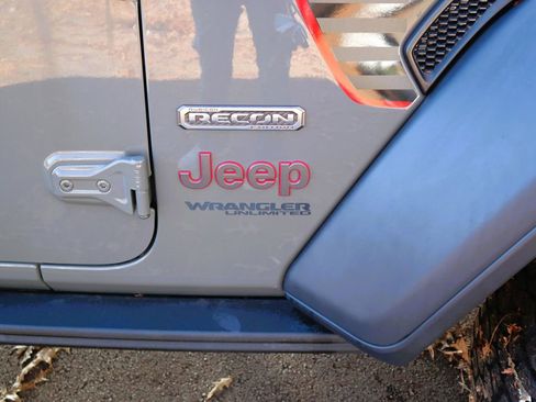 Used 2020 Jeep Wrangler Unlimited Rubicon w/ Quick Order Package 28Y Recon image 8