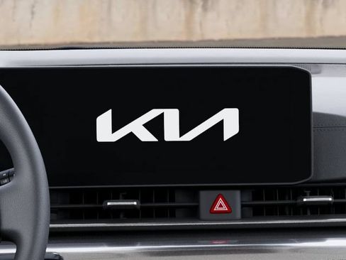 New 2026 Kia Carnival LX FWD image 21