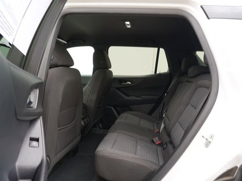 Used 2025 Chevrolet Equinox LT AWD/4WD image 18