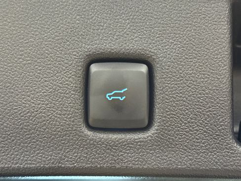 Used 2025 Ford Escape Platinum image 48