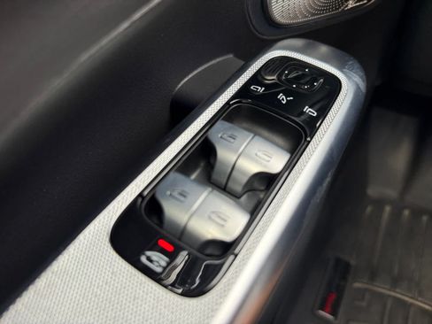 Certified 2023 Mercedes-Benz GLC 300 4MATIC image 26