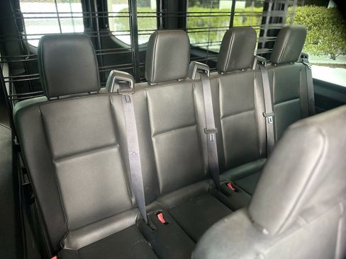 Used 2019 Mercedes-Benz Sprinter 2500 w/ Acoustic Package image 27