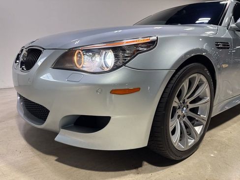 Used 2010 BMW M5 RWD image 10