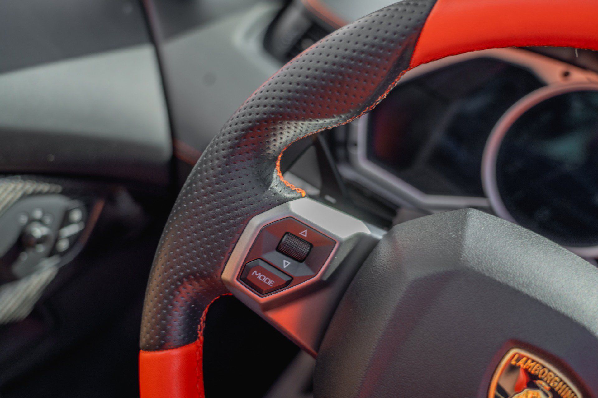 Used 2014 Lamborghini Aventador LP 700-4 AWD/4WD image 35