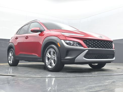 Used 2022 Hyundai Kona SEL w/ Cargo Package FWD image 24