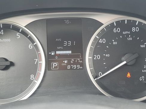 Certified 2025 Nissan Kicks Play S FWD image 23