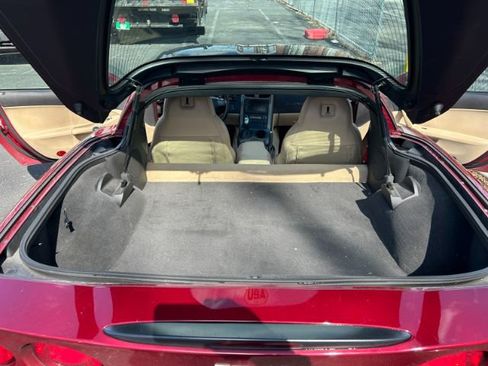 Used 2006 Chevrolet Corvette Base w/ Preferred Equipment Group image 26