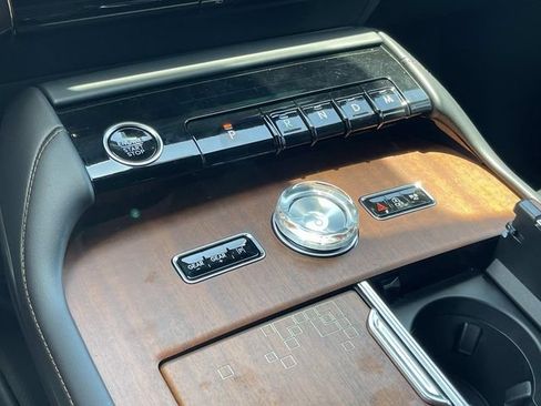New 2026 Lincoln Navigator Black Label AWD/4WD image 31