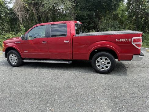 Used 2011 Ford F150 Lariat w/ Lariat Chrome Pkg AWD/4WD image 8