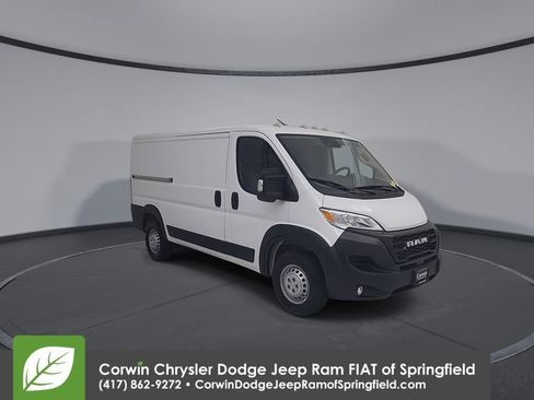 Used 2025 RAM ProMaster 2500 w/ Convenience Group FWD image 4