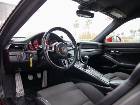 Certified 2019 Porsche 911 Carrera 4 GTS image 4