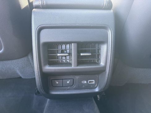 Used 2019 Cadillac XT4 Sport AWD/4WD image 23