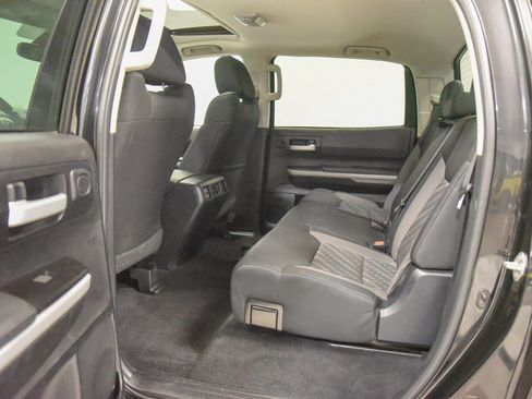 Used 2018 Toyota Tundra SR5 image 4