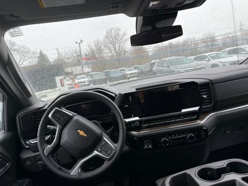 Used 2023 Chevrolet Silverado 1500 LT image 49