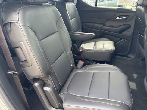Certified 2020 Chevrolet Traverse LT FWD image 21