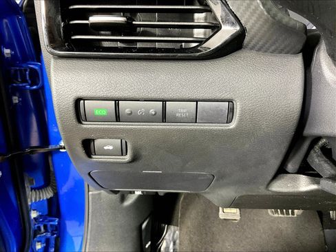 Certified 2024 Nissan Sentra SV w/ All-Weather Package FWD image 36