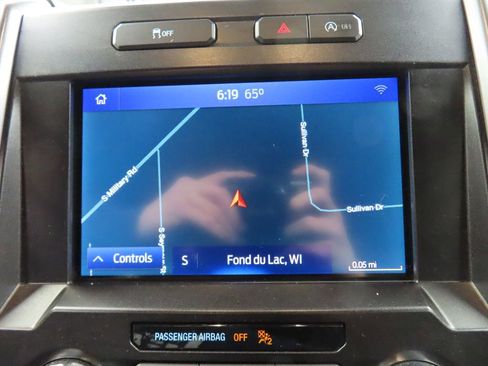 Used 2020 Ford F150 XLT w/ Equipment Group 302A Luxury AWD/4WD image 17