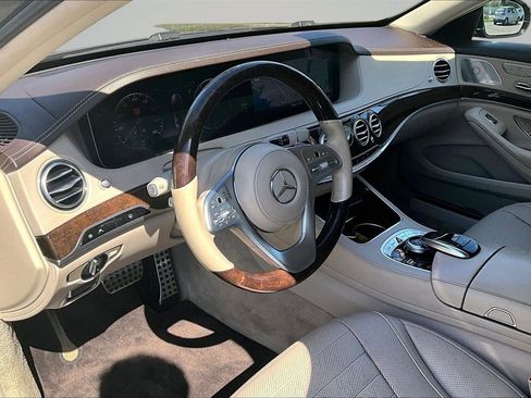Used 2019 Mercedes-Benz S 560 4MATIC Sedan image 17