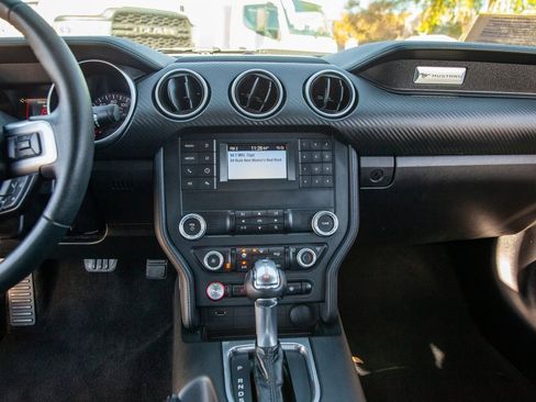 Used 2019 Ford Mustang Coupe image 14