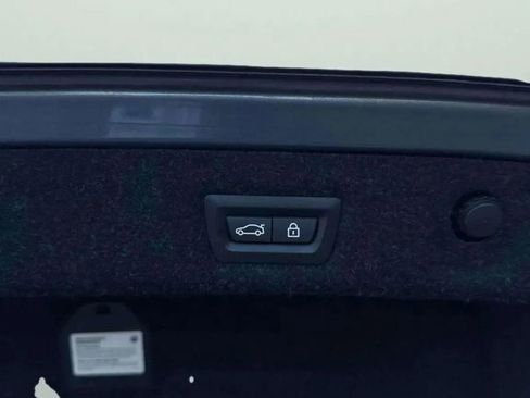 Used 2018 BMW M550i xDrive image 20